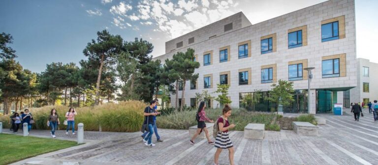 Azərbaycanın Ən Yaxşı Universitetləri