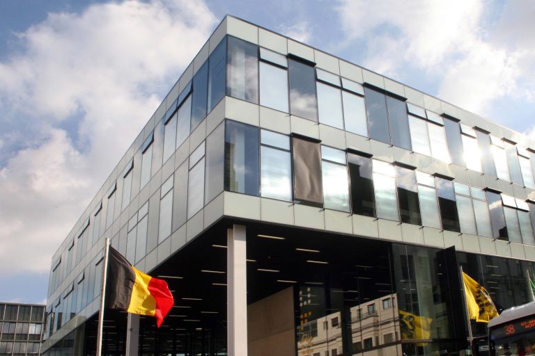 Belçikada təhsil və Universitetlər haqqında