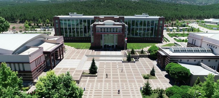 Eskişehir Osmangazi Universitetinə İmtahansız Qəbul | Türkiyədə Təhsil