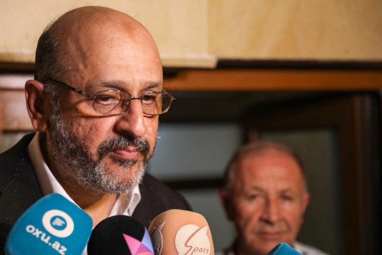 “Əyyub Yaqubov: Azərbaycanın Musiqi Dünyasındakı Parlayan Ulduz”