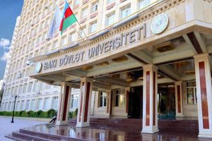 “Bakı Dövlət Universiteti: Təhsilin Zirvəsindəki Möhtəşəm Məkan”