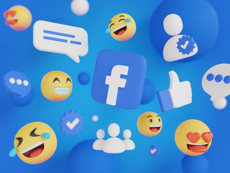 “Facebook: Biznesdən Şəxsi Hesablara Qədər Çoxfunksiyalı Sosial Platforma”