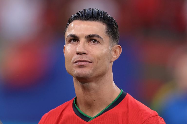 Cristiano Ronaldo : Həyatı , Fəaliyyəti