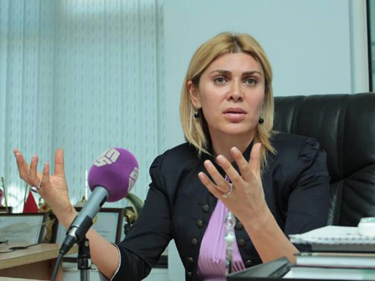 Xoşqədəm Hidayətqızı : Həyatı , Fəaliyyəti