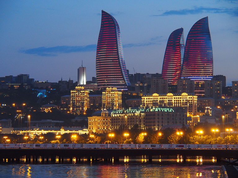 Flame Towers: Müasir Bakının Parlayan Simvolu