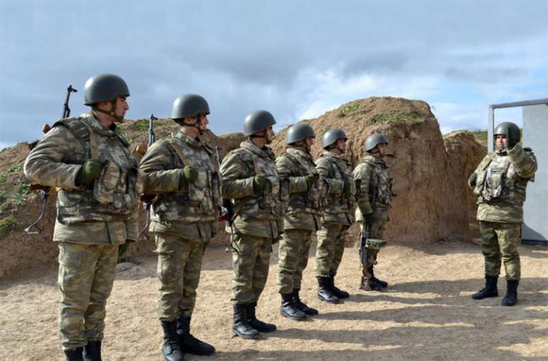 Əsgər Şəkilləri : Qürurun, Vətən Sevgisinin,Ailə Dəyərlərinin Simvolu
