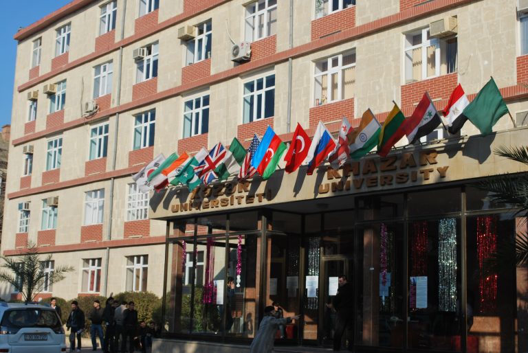 Xəzər Universiteti:İxtisaslar,Təqaüd imkanları-ƏN YENİ