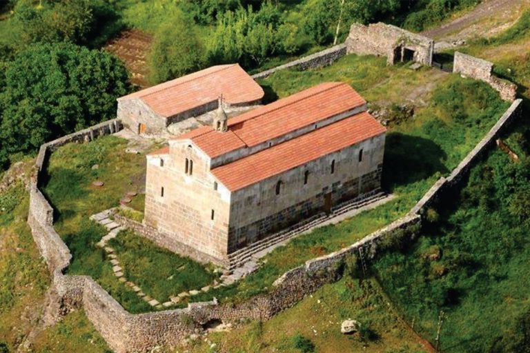 Ağoğlan Məbədi: Tarixi, Memarlığı