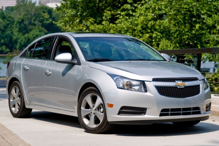 Chevrolet Cruze : Texniki Xüsusiyyətləri, Üstünlükləri