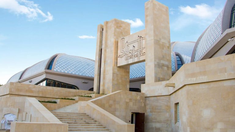 Şərq Bazarı : Tarixi, İqtisadi Rolu