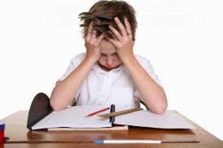 ADHD Nədir? Əsas simptomları, Səbəbləri