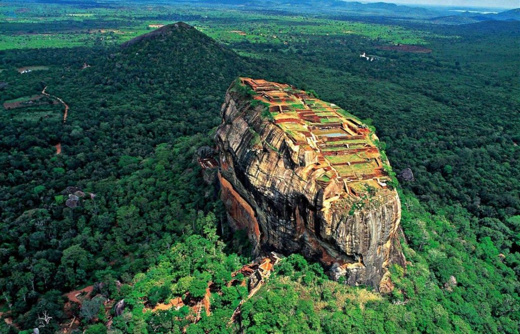Şri Lanka : Coğrafi Mövqeyi ,Turizmi