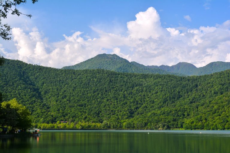 Nohur gölü: Turizm, İstirahət İmkanları