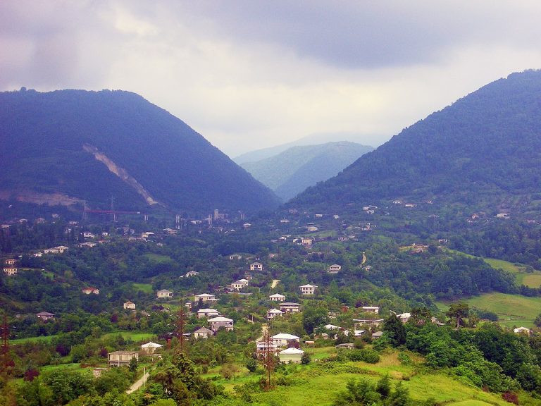 Abxaziya : Şəhərlər, Görməli yerlər