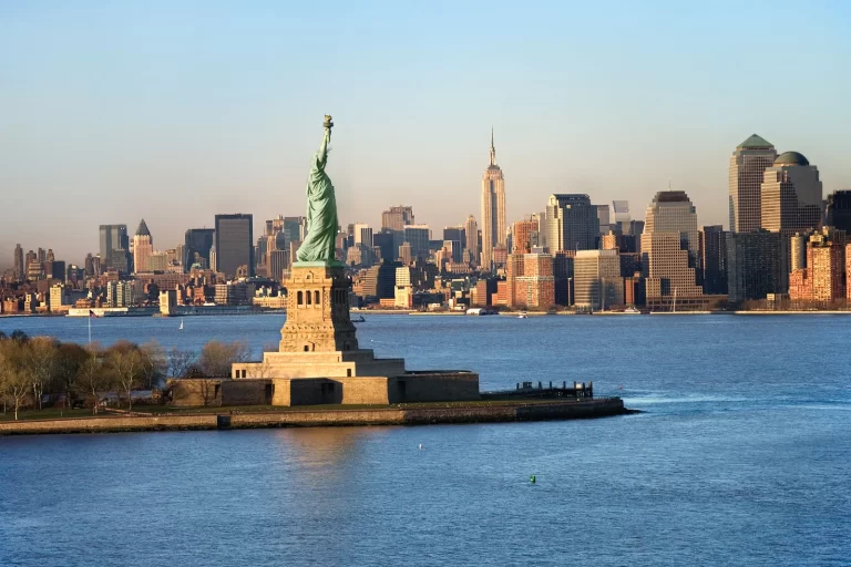 New York Haqqında Hər Şey: Tarixi, Coğrafi Mövqeyi