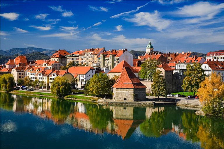 Sloveniya: Tarixi, Etnik tərkibi, İqtisadiyyatı
