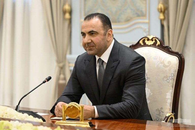 Orxan Sultanov : Həyatı , Xarici Kəşfiyyat Xidməti