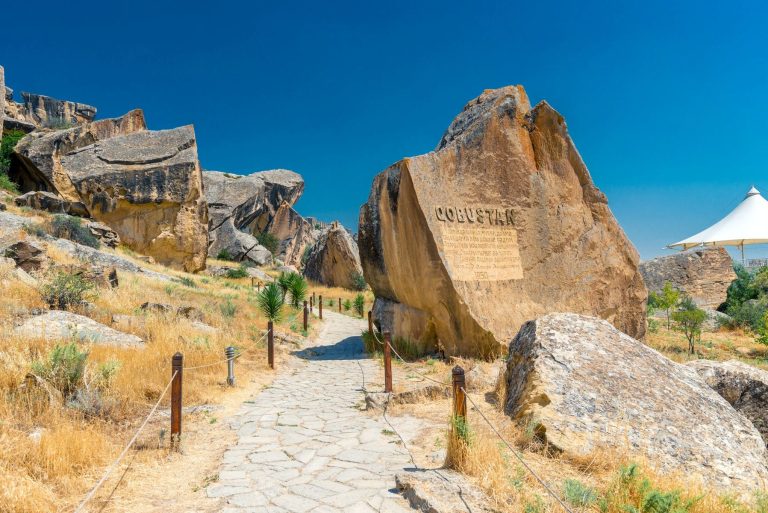 Qobustan:Qayalar,Mağaralar-ƏN SON