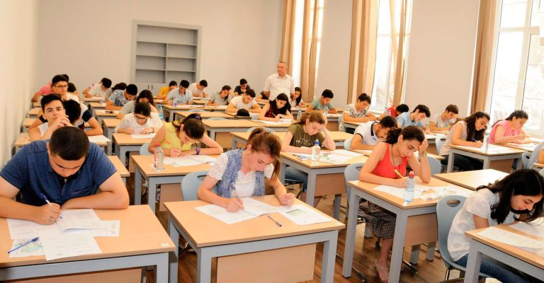 Ötən İlin Məzunları üçün Buraxılış: Qeydiyyat Prosesi, İmtahanının Strukturu