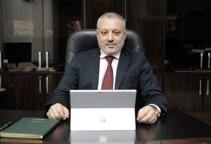 Elxan Səmədov : Həyatı, Karyerası, Fəaliyyəti