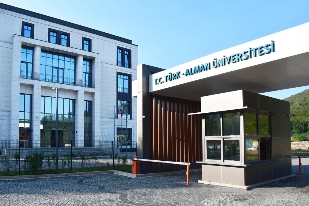 Türk-Alman Universiteti: Fakültələr, Tədris Sistemi-Ən Son