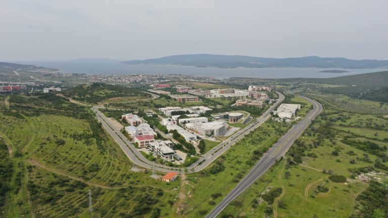 İzmir Yüksek Teknoloji Enstitüsü: Fakültələr, Təqaüd İmkanları-ƏN SON