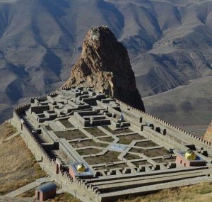 Əlincə Qalası: Tarixi, Arxitekturası