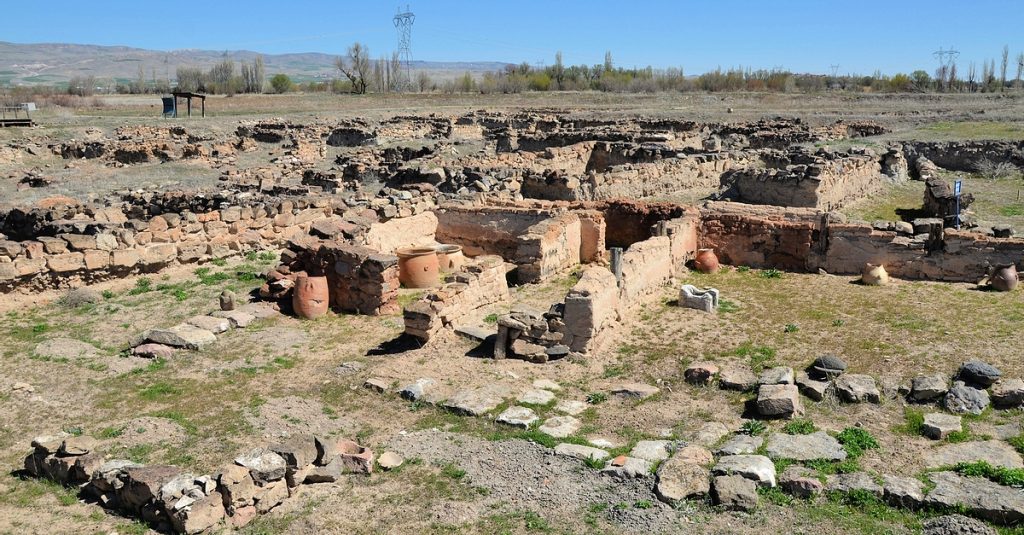 Oğlanqala: Tarixi, Coğrafi Yerləşməsi