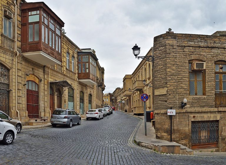 İqor Ağayev Küçəsi: Tarix, İnfrastruktur 