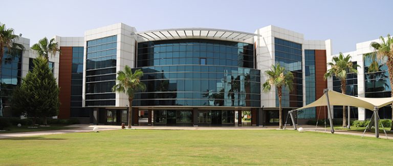 İzmir Bakırçay Universiteti : Təhsil haqları, İxtisaslar – ƏN SON