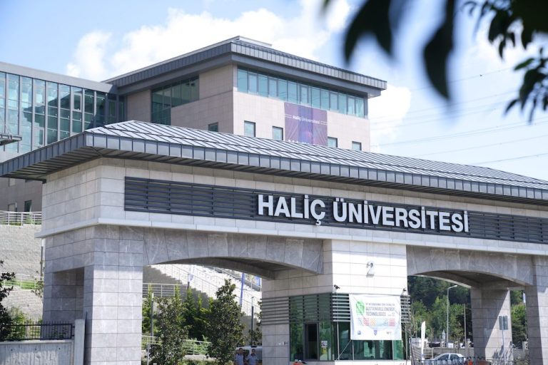 Haliç Universiteti: Fakültələr, İxtisaslar, Akademik İmkanlar-ƏN SON