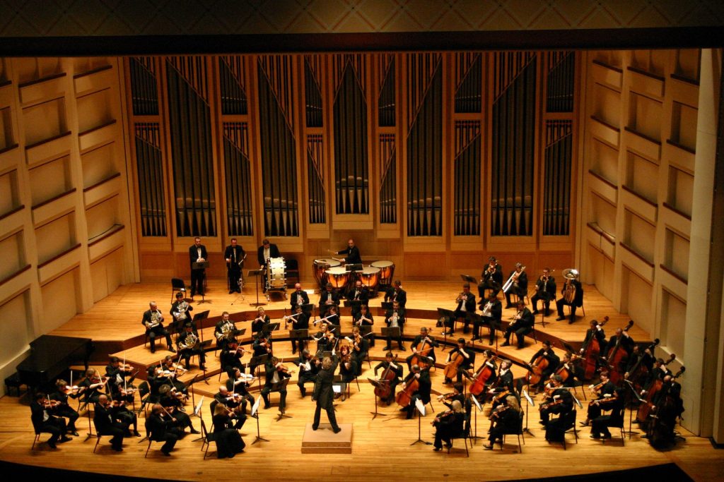 Orkestr : Orkestr üçün Yazılmış Böyük Musiqi Əsəri