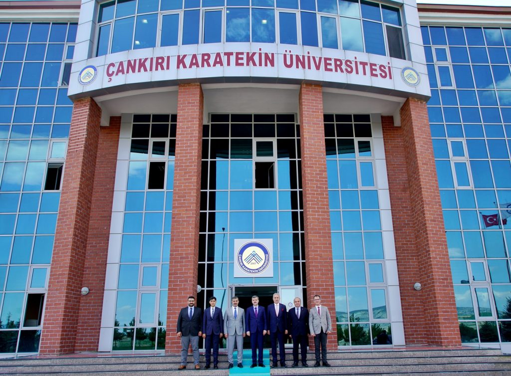 Çankırı Karatekin Universiteti: Təhsil Haqları, Strukturu
