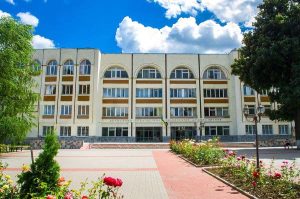 Uman Dövlət Pedaqoji Universiteti: Fakültə Strukturu, İxtisaslar