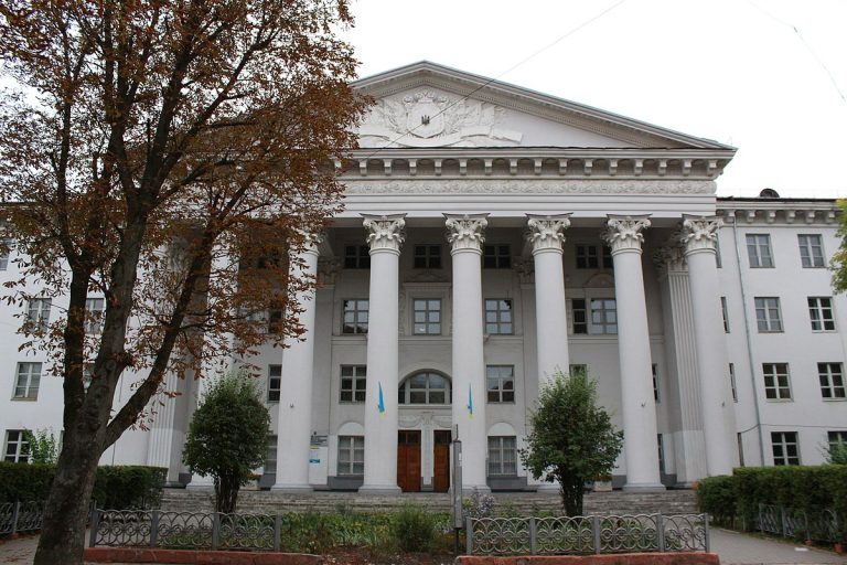 Lvov Milli Baytarlıq Tibb və Biotexnologiyalar Universiteti : İxtisaslaşma, Beynəlxalq əlaqələr