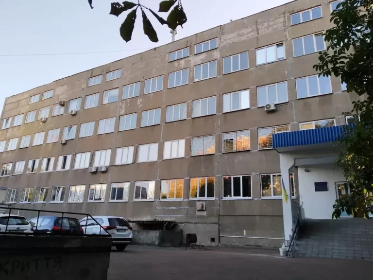 Kiyev Milli Teatr, Kino və Televiziya Universiteti: Akademik Struktur, İxtisaslar