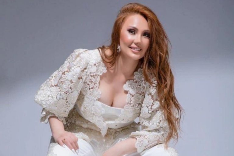 Dəniz Əsədova: İlk Səhnə Təcrübələri, Sosial Layihələr