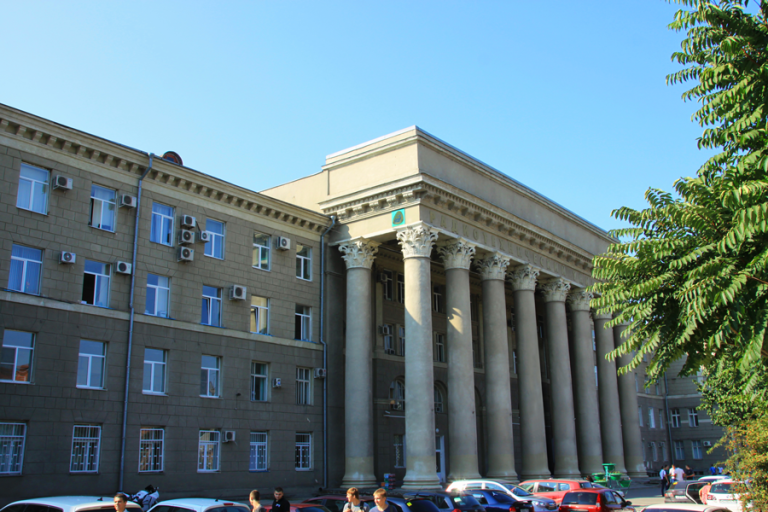 Taqanroq Dövlət Radiomühəndislik Universiteti: Fakültələr, İxtisaslar