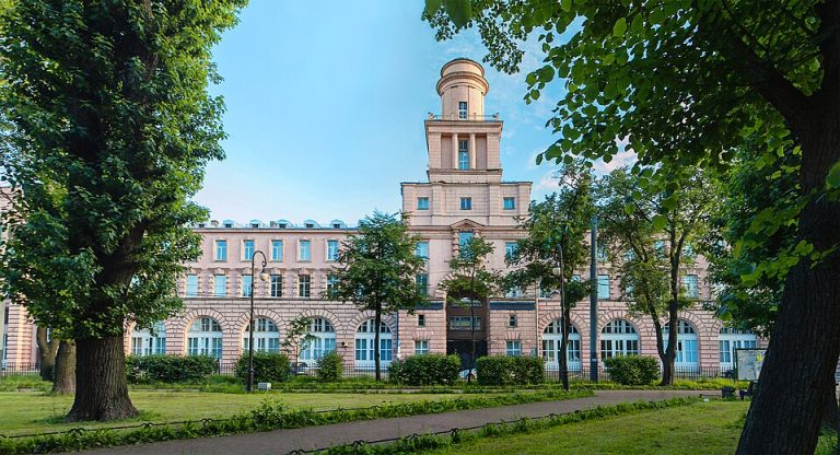 ITMO (Sankt-Peterburq Milli Tədqiqat İnformasiya Texnologiyaları, Mexanika və Optika) Universiteti:
