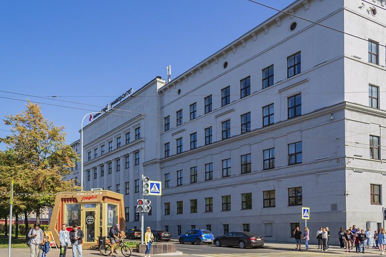 Kuzma Minin Nijni Novqorod Dövlət Pedaqoji Universiteti: Fakültələr, Təqaüd İmkanları