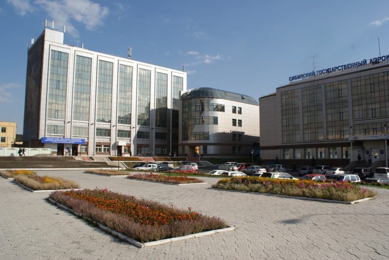 Sibir Dövlət Aerokosmik Universiteti : Akademik Strukturu, İmkanlar