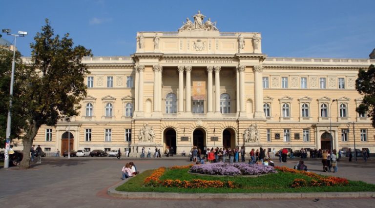 Lvov Milli Tibb Universiteti : İxtisaslar, Tədris prosesi