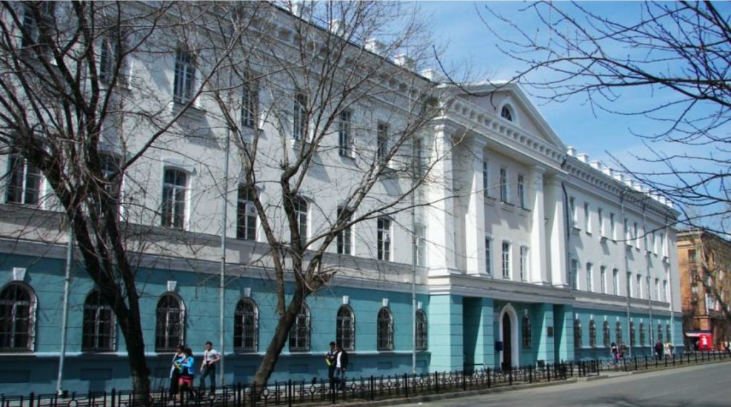 İrkutsk Dövlət Tibb Universiteti: Elmi-Tədqiqat Fəaliyyəti, Fakültələr