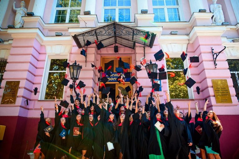Odessa Milli İqtisadiyyat Universiteti: Tədris Proqramları, Karyera İmkanları