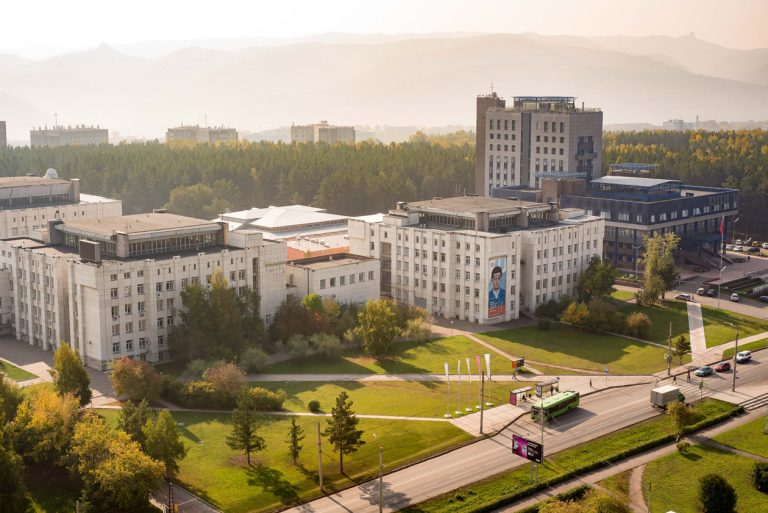 Sibir Federal Universiteti : Fakültələri, Tədris prosesi