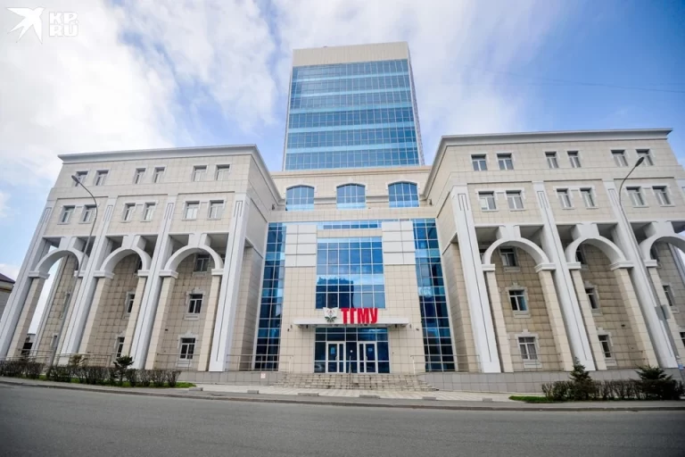 Vladivostok Dövlət Tibb Universiteti: Fakültələr, İxtisaslar
