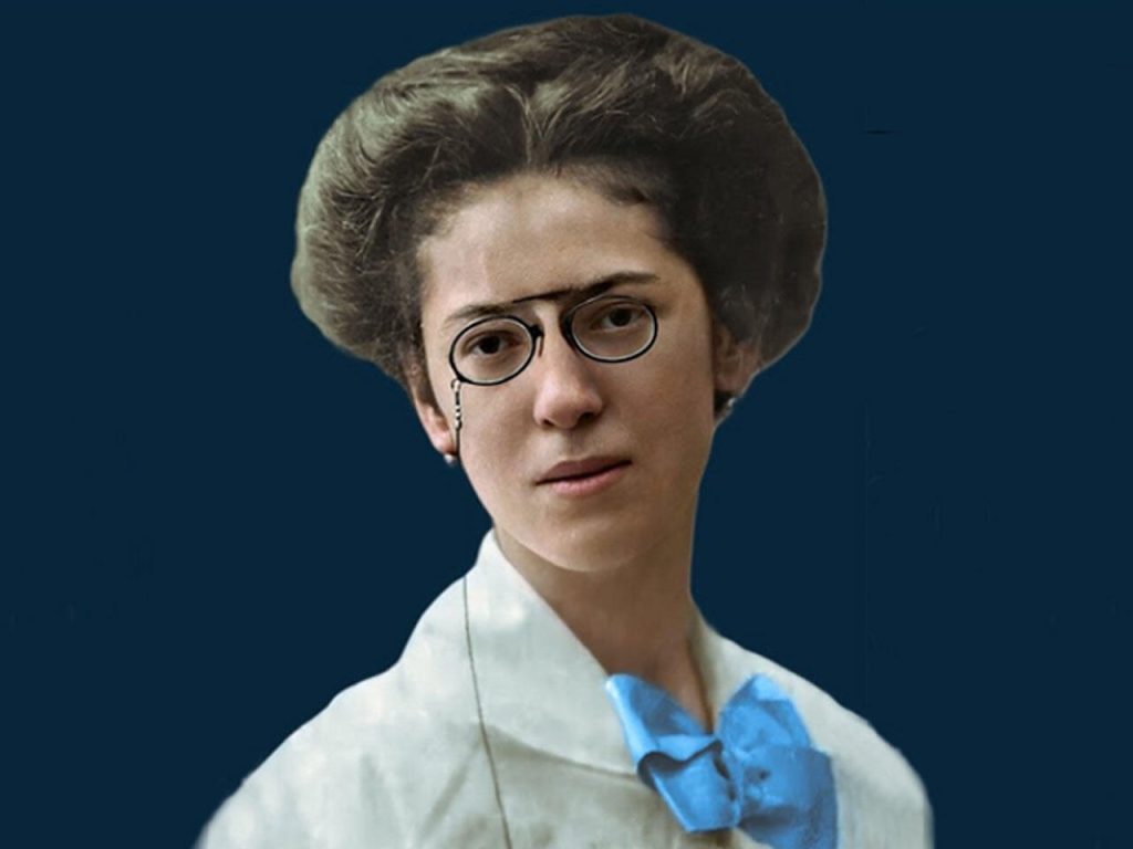 Xədicə Qayıbova : Həyatı, Təhsili, Fəaliyyəti