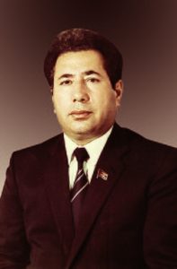 Qəşəm Aslanov : Uşaqlıq,Gənclik İlləri, Jurnalistlik Fəaliyyəti