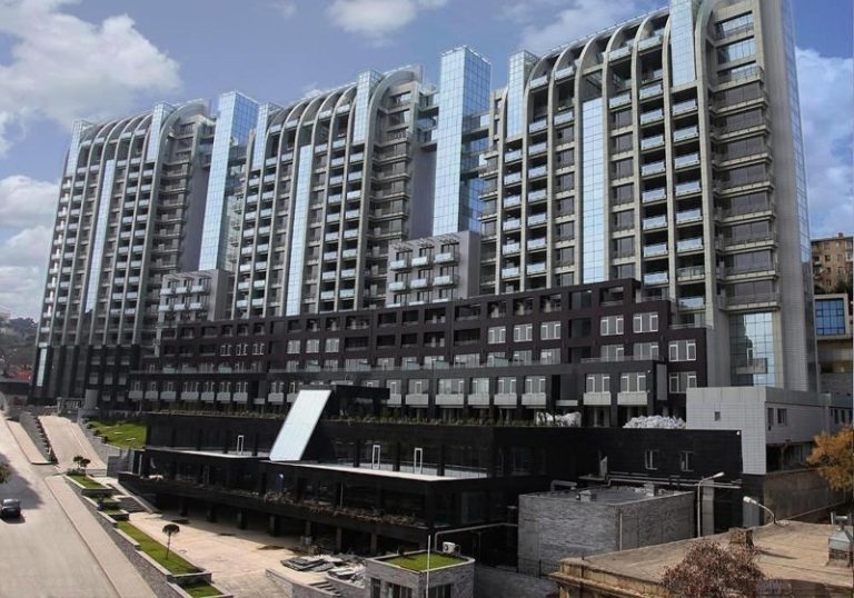 Gümüş Plaza : Memarlıq, Dizayn Xüsusiyyətləri