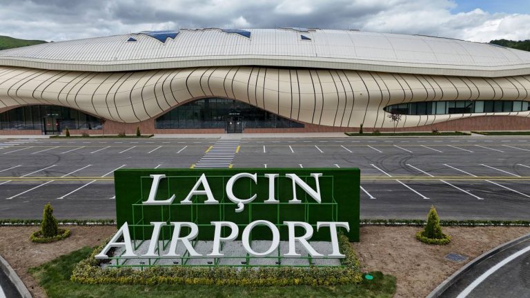 Laçın Beynəlxalq Hava Limanı: Təsis, Geostrateji Mövqe